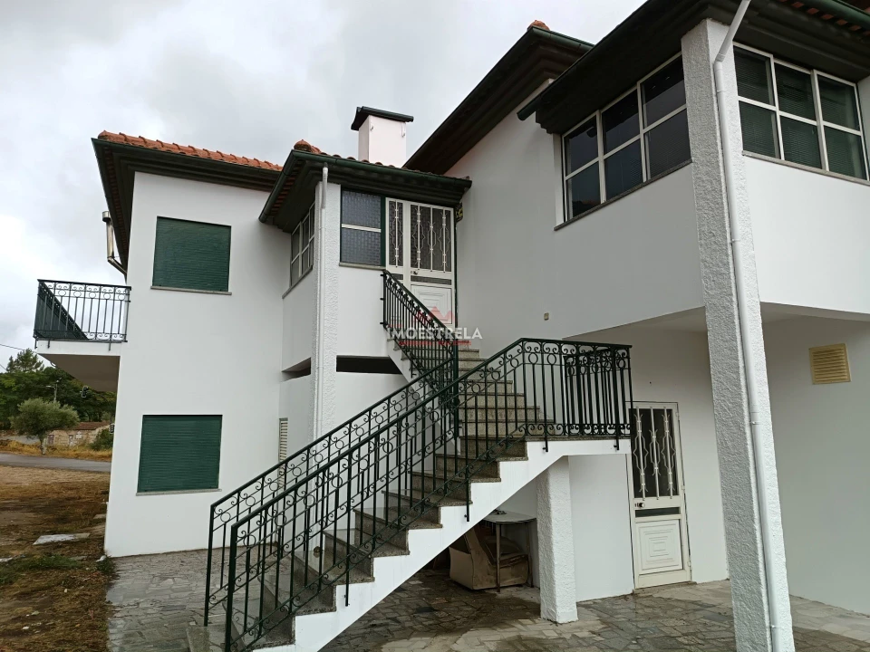 Moradia T4 para Venda em Trancoso (São Pedro e Santa Maria) e Souto Maior Foto 1