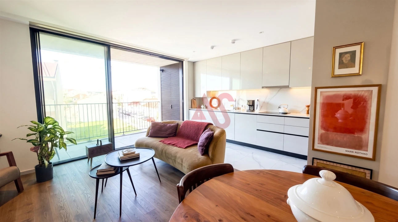 Apartamento T2 para Venda em Espinho Foto 4