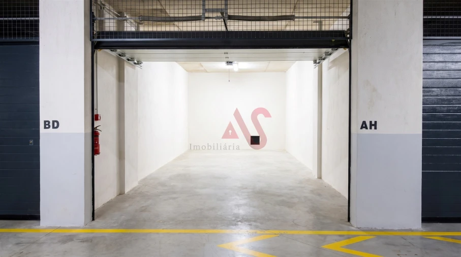 Apartamento T2 para Venda em Espinho Foto 19