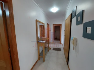 Apartamento T1 para Arrendamento em Caldas da Rainha - Santo Onofre e Serra do Bouro