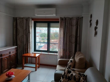 Apartamento T1 para Arrendamento em Caldas da Rainha - Santo Onofre e Serra do Bouro