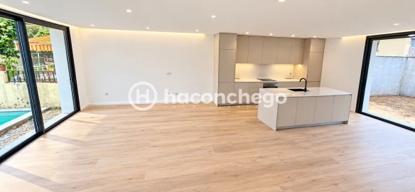 Moradia T3 para Venda em Arcozelo