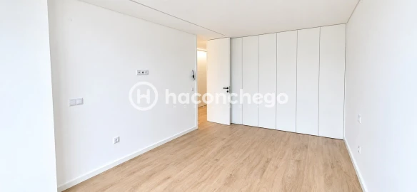 Moradia T3 para Venda em Arcozelo