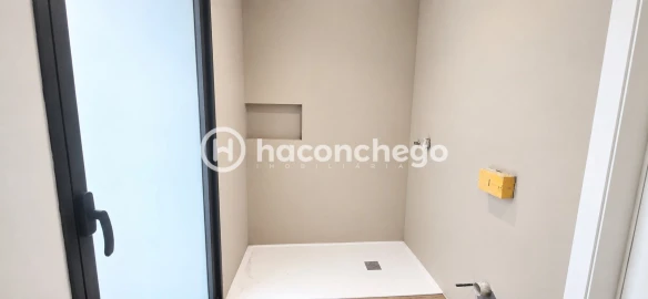 Moradia T3 para Venda em Arcozelo