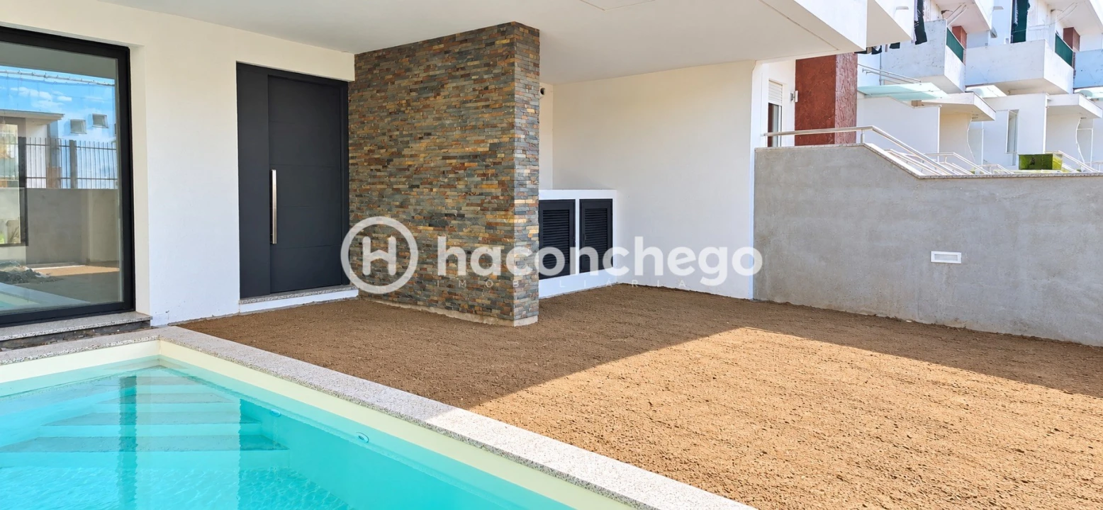 Moradia T3 para Venda em Arcozelo Foto 10