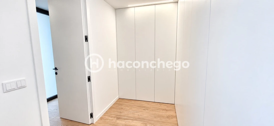 Moradia T3 para Venda em Arcozelo Foto 35
