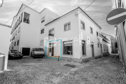 Loja para Arrendamento em Marvila, Ribeira Santarém, São Salvador, São Nicolau