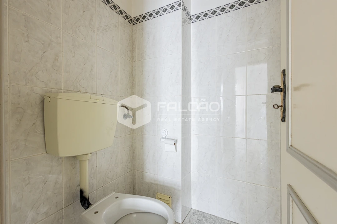 Loja para Arrendamento em Marvila, Ribeira Santarém, São Salvador, São Nicolau Foto 49