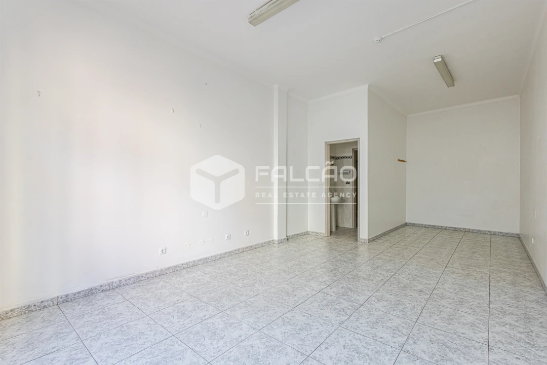 Loja para Arrendamento em Marvila, Ribeira Santarém, São Salvador, São Nicolau Foto 58