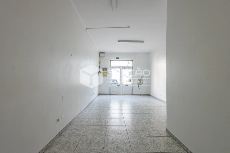 Loja para Arrendamento em Marvila, Ribeira Santarém, São Salvador, São Nicolau Foto 56