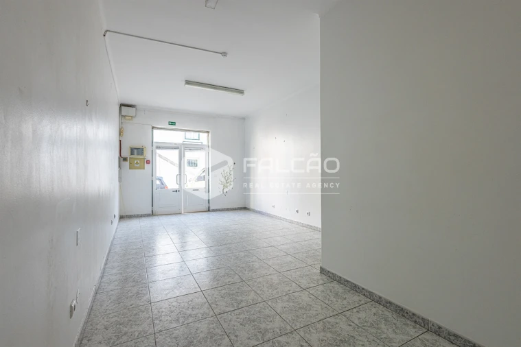 Loja para Arrendamento em Marvila, Ribeira Santarém, São Salvador, São Nicolau Foto 27