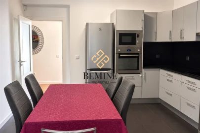 Moradia T3 para Venda em Santa Cruz