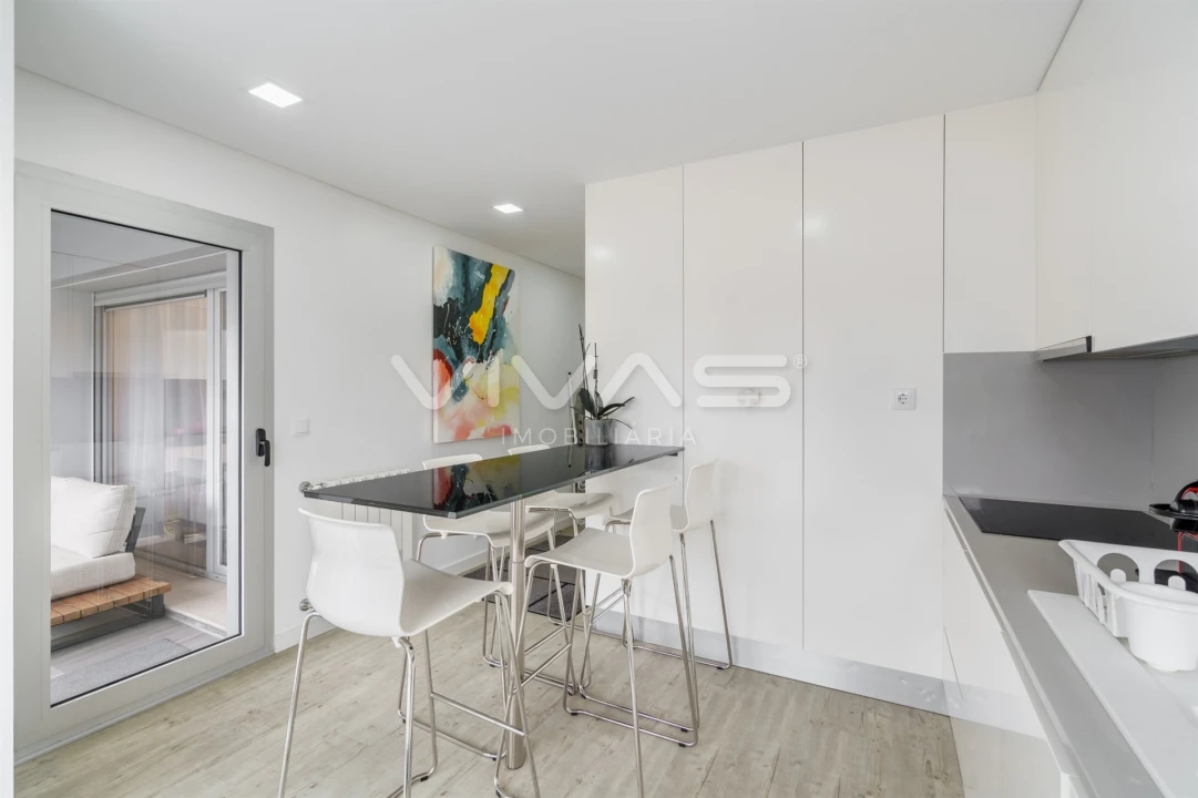 Apartamento T2 para Arrendamento em Nogueira, Fraião e Lamaçães Foto 10