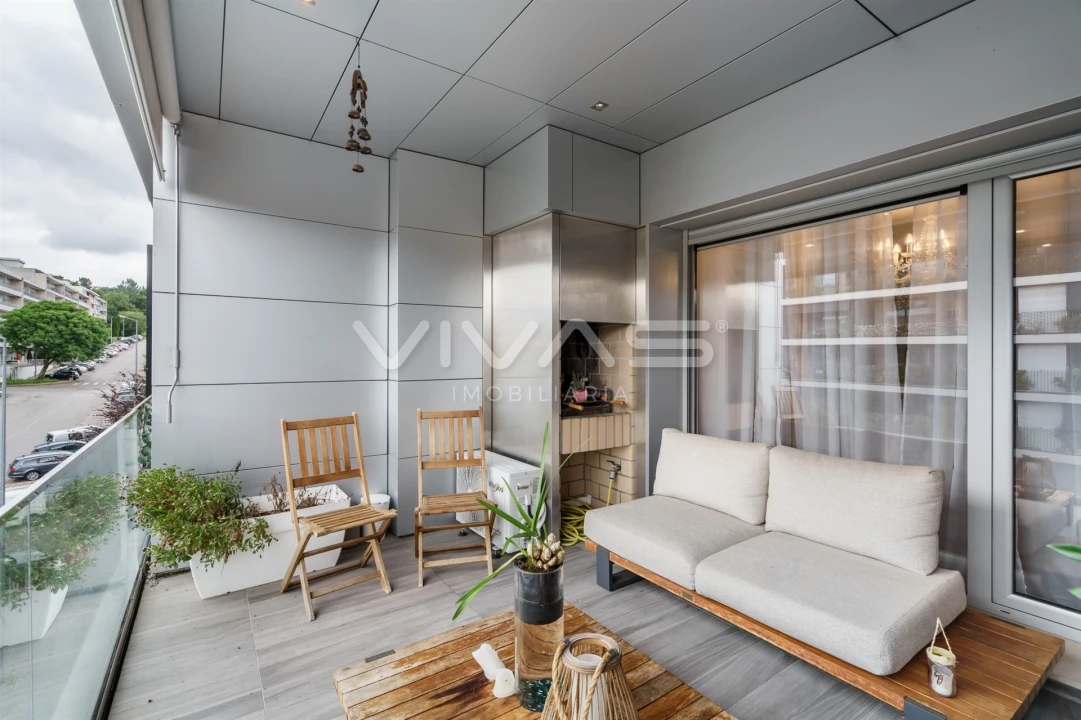 Apartamento T2 para Arrendamento em Nogueira, Fraião e Lamaçães Foto 15