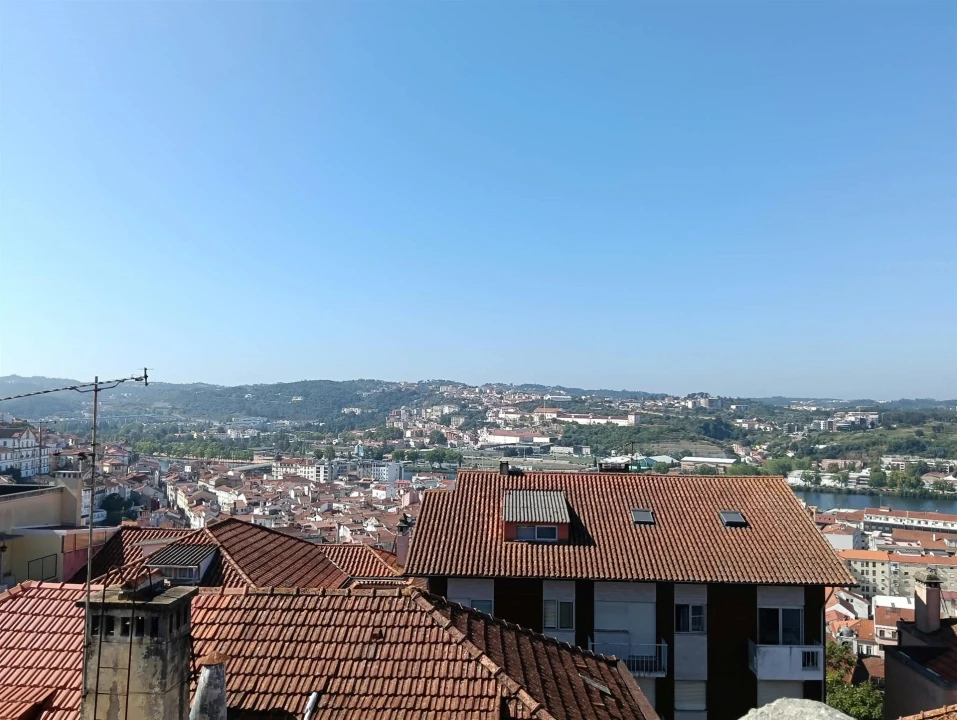 Quarto para Arrendamento em Sé Nova, Santa Cruz, Almedina e São Bartolomeu Foto 15