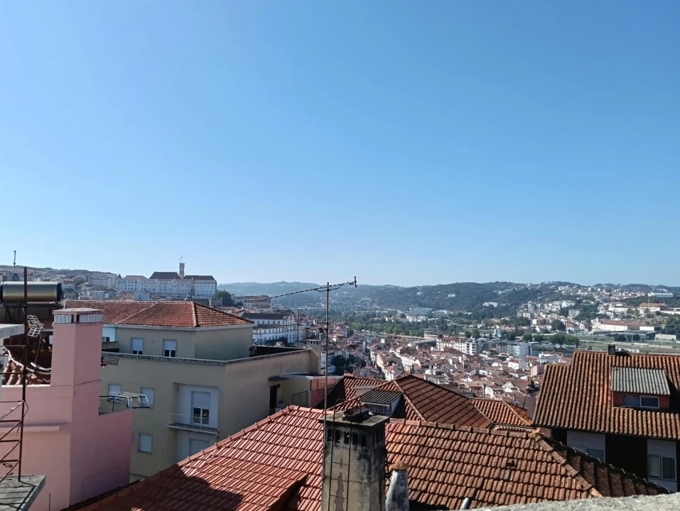 Quarto para Arrendamento em Sé Nova, Santa Cruz, Almedina e São Bartolomeu Foto 16