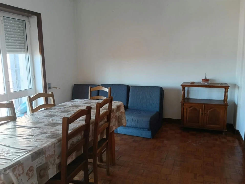 Quarto para Arrendamento em Sé Nova, Santa Cruz, Almedina e São Bartolomeu Foto 11