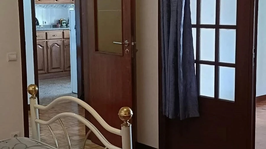 Quarto para Arrendamento em Sé Nova, Santa Cruz, Almedina e São Bartolomeu