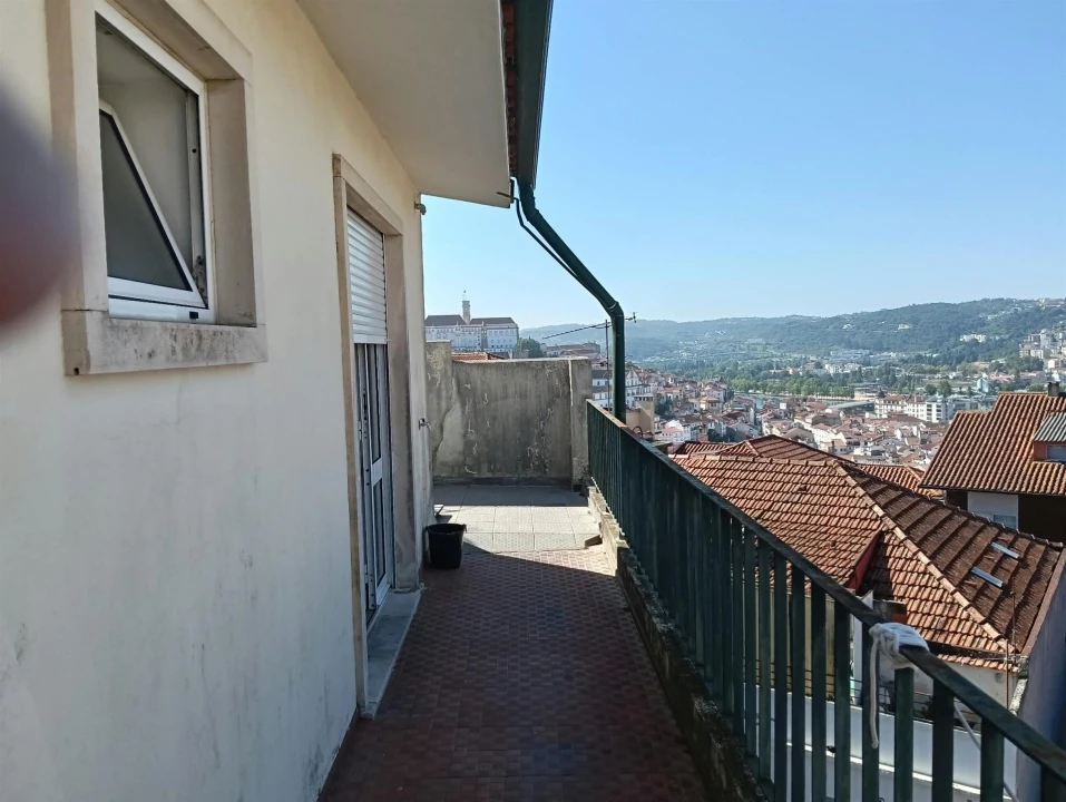 Quarto para Arrendamento em Sé Nova, Santa Cruz, Almedina e São Bartolomeu Foto 19