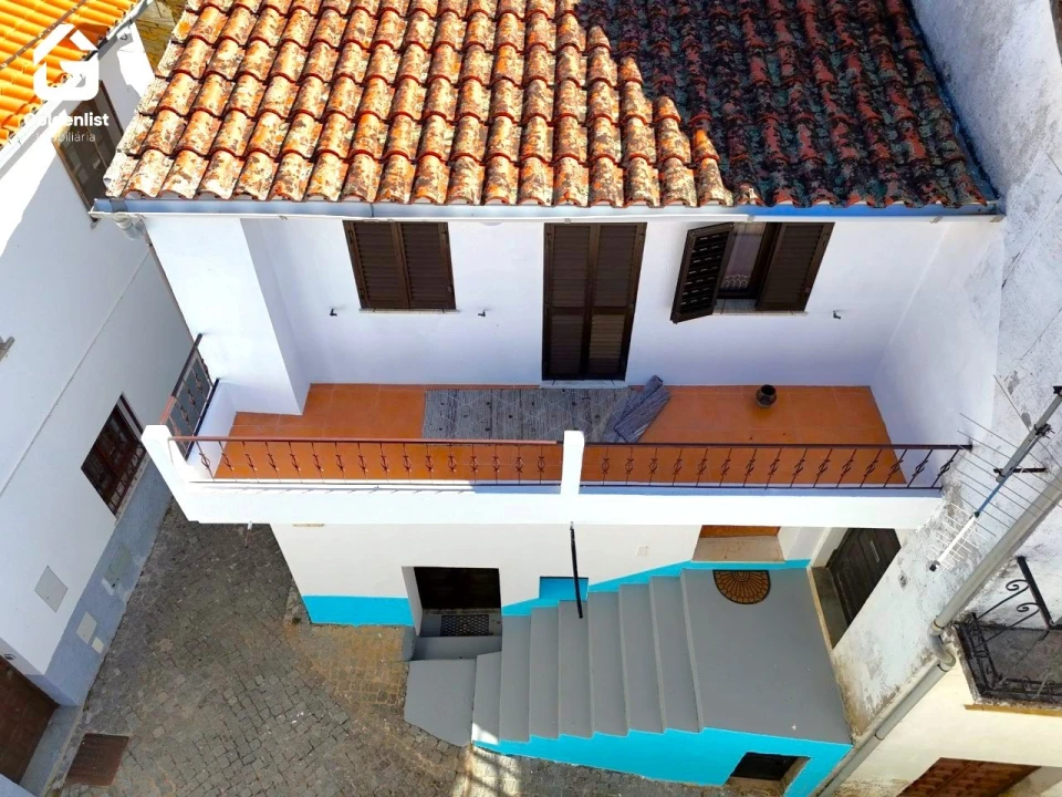 Moradia T2 para Venda em Janeiro de Baixo Foto 6