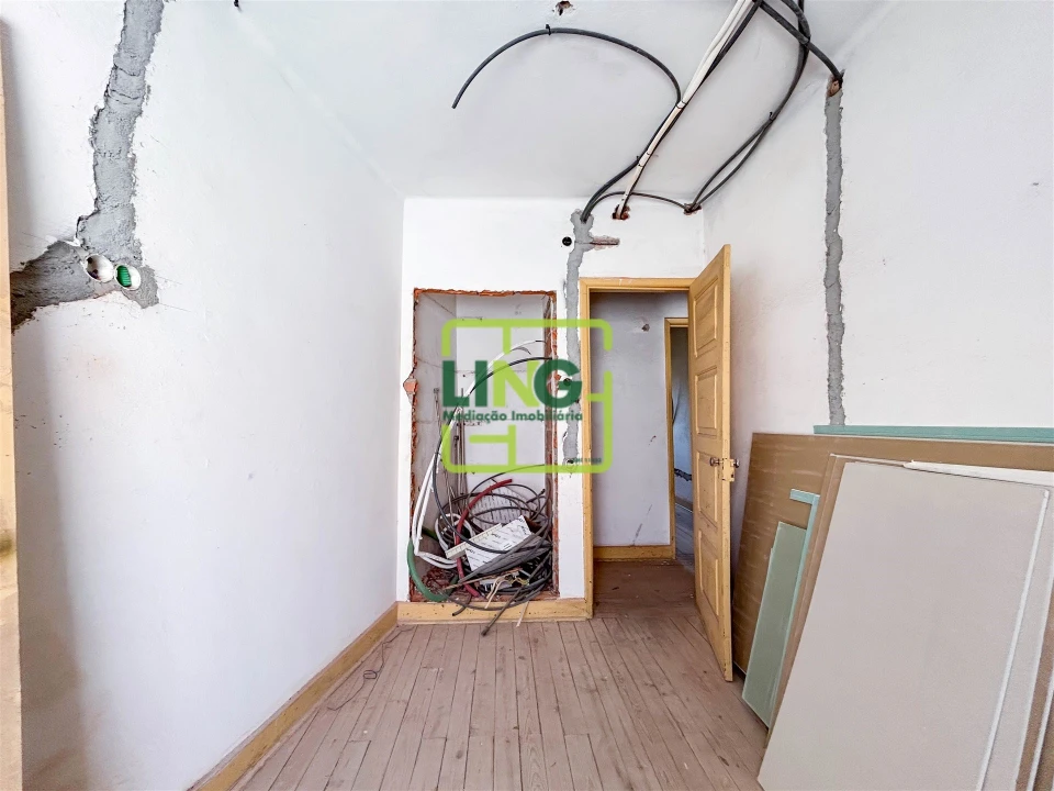 Apartamento T2 para Venda em Castelo Branco Foto 62