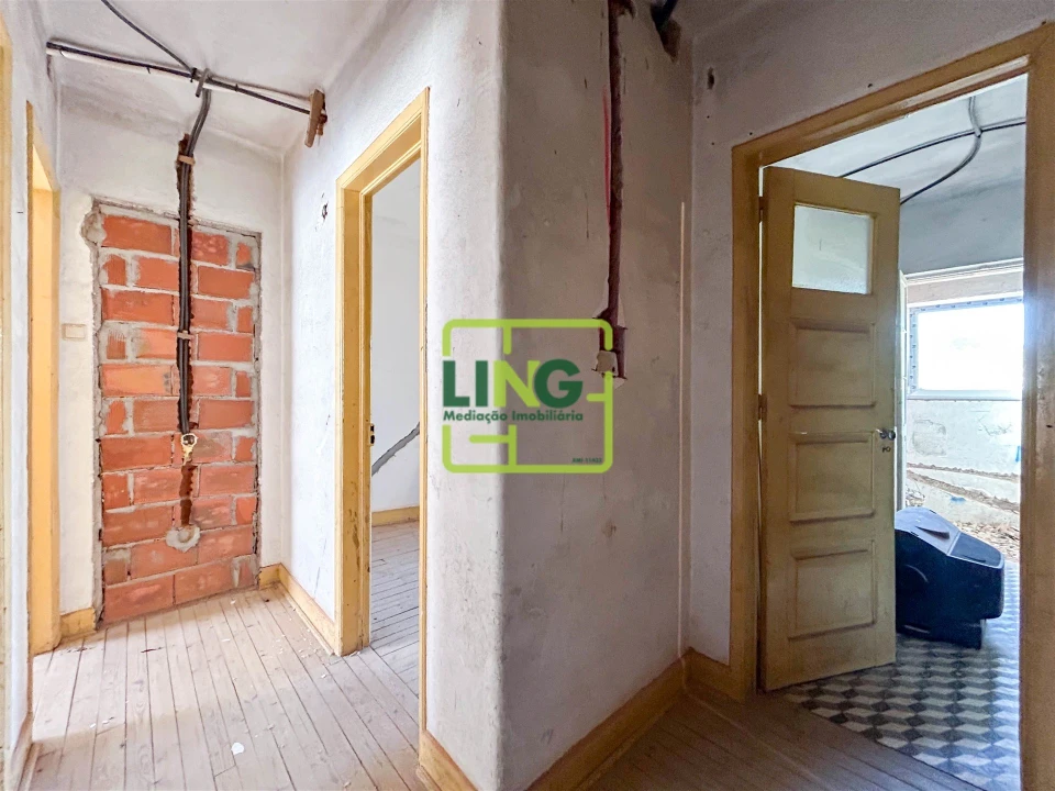 Apartamento T2 para Venda em Castelo Branco Foto 48