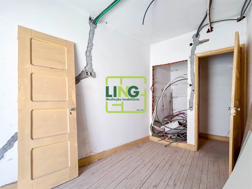Apartamento T2 para Venda em Castelo Branco Foto 61