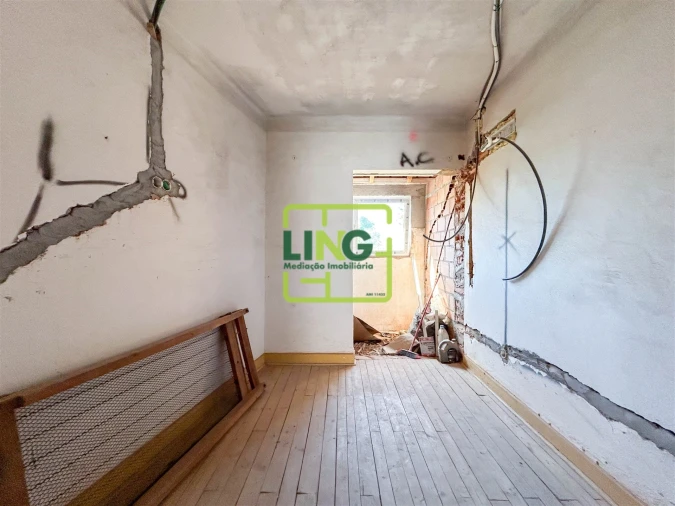 Apartamento T2 para Venda em Castelo Branco Foto 52