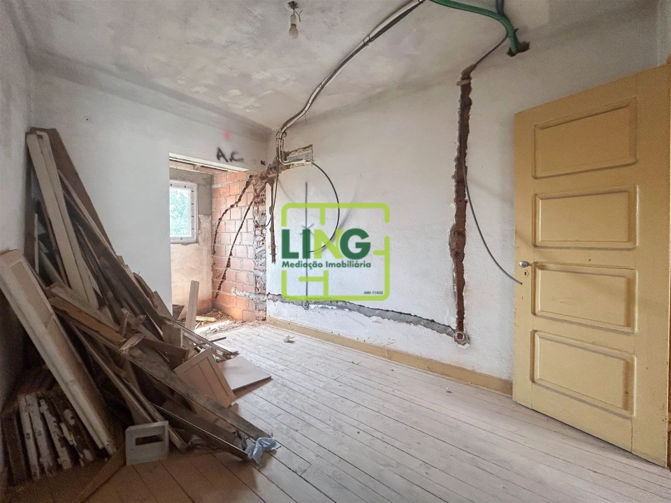 Apartamento T2 para Venda em Castelo Branco Foto 24