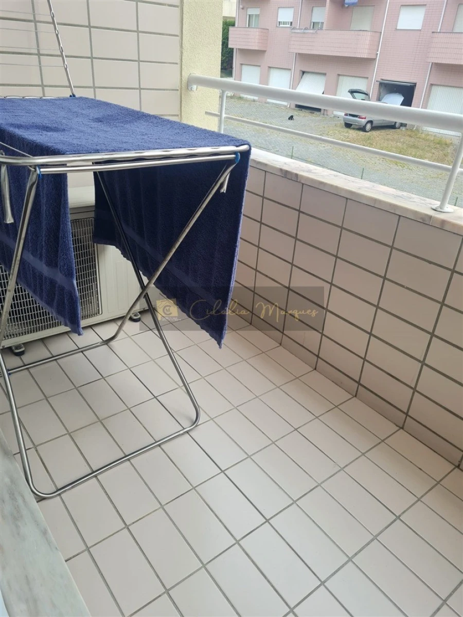 Apartamento T3 para Venda em Vila de Cucujães Foto 17