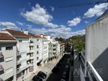 Apartamento T2 para Arrendamento em Viseu