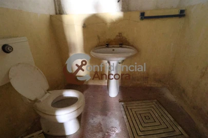 Moradia T2 para Venda em Nespereira