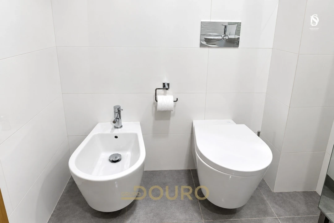 Apartamento T2 para Venda em Mafamude e Vilar do Paraíso Foto 14