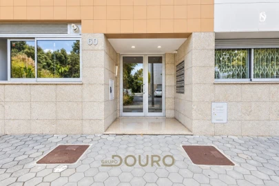 Apartamento T2 para Venda em Mafamude e Vilar do Paraíso