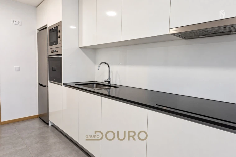 Apartamento T2 para Venda em Mafamude e Vilar do Paraíso Foto 7