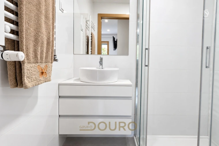 Apartamento T2 para Venda em Mafamude e Vilar do Paraíso Foto 16