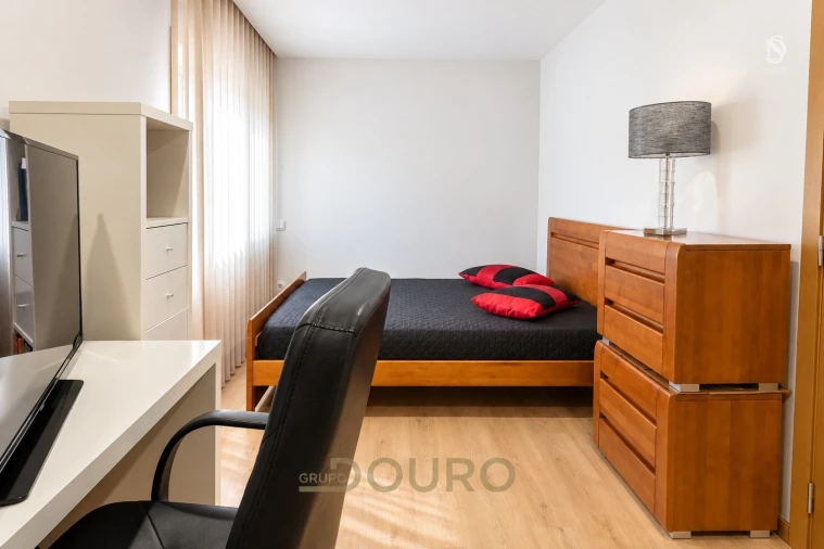 Apartamento T2 para Venda em Mafamude e Vilar do Paraíso Foto 12