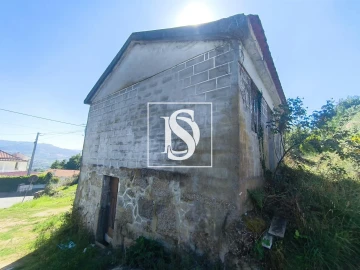 Moradia T2 para Venda em Tabuadelo e São Faustino
