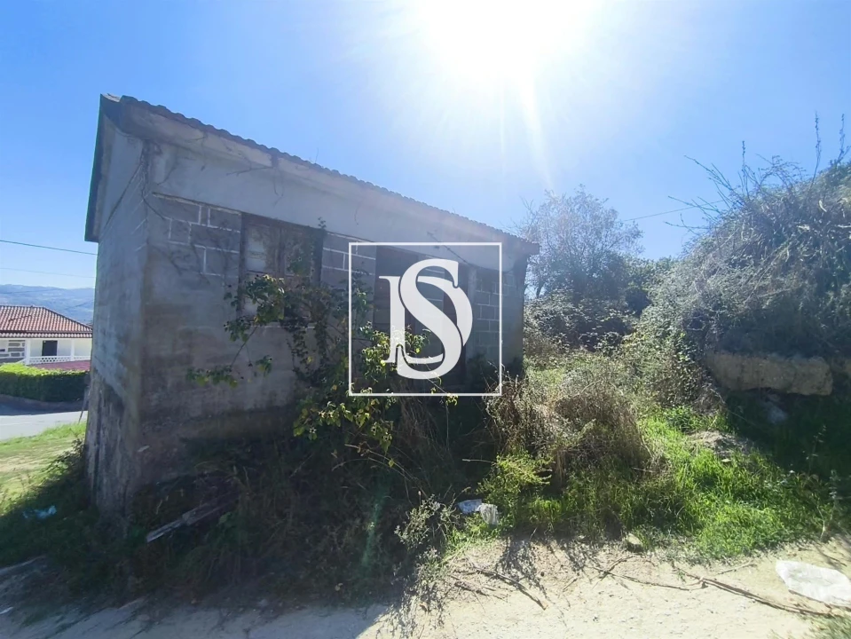Moradia T2 para Venda em Tabuadelo e São Faustino Foto 4