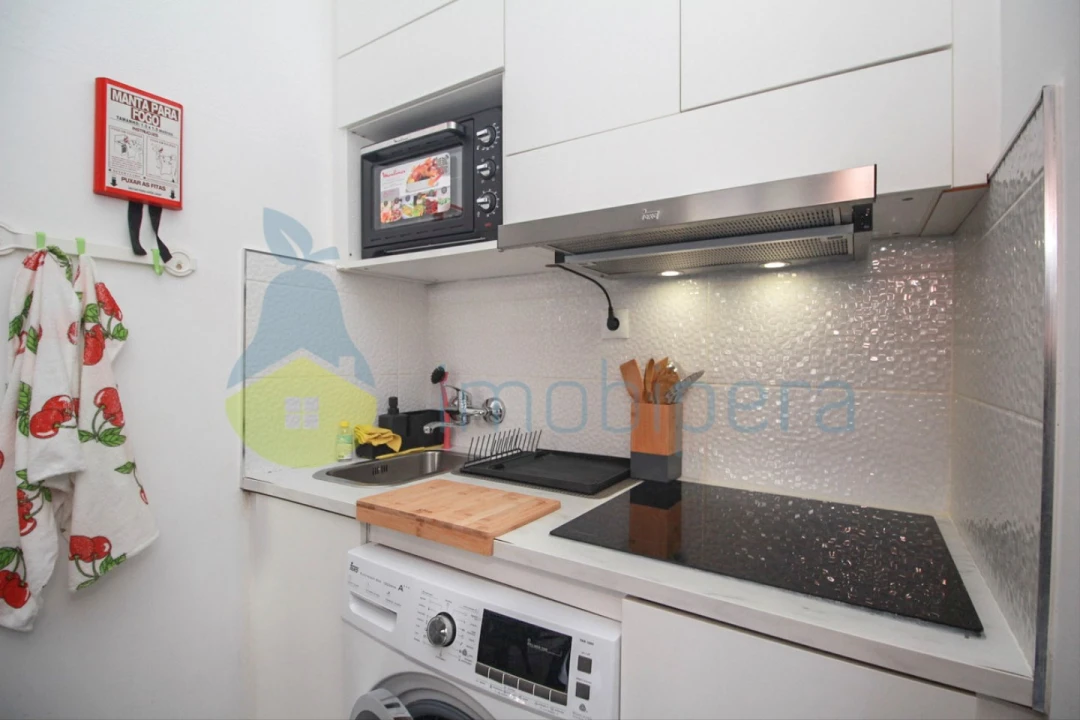 Apartamento T2 para Arrendamento em Armação de Pera Foto 7