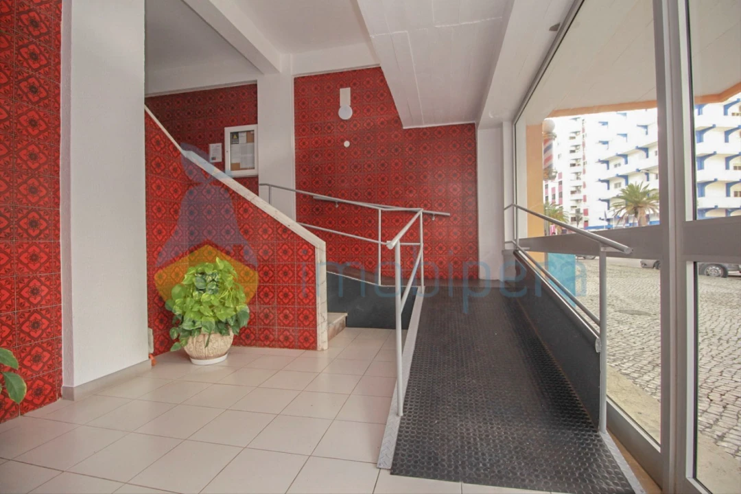 Apartamento T2 para Arrendamento férias em Armação de Pera Foto 20