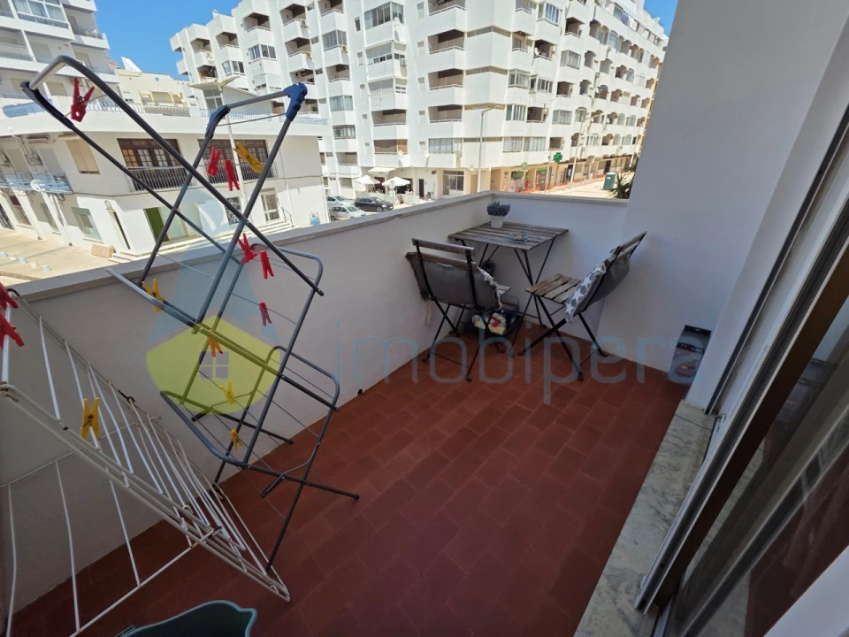 Apartamento T2 para Arrendamento férias em Armação de Pera Foto 10