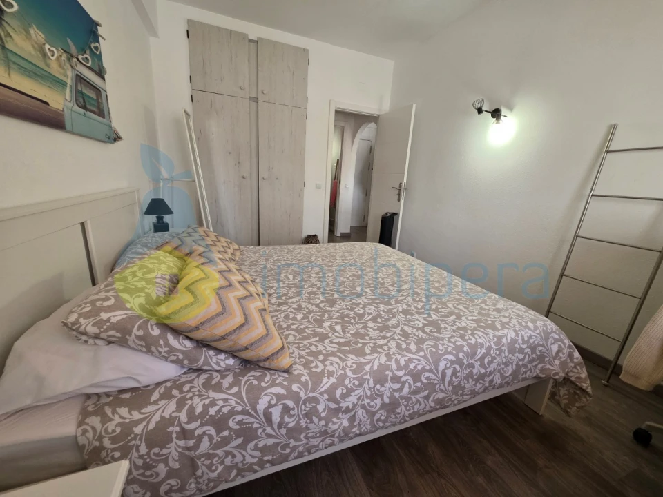 Apartamento T2 para Arrendamento férias em Armação de Pera Foto 13