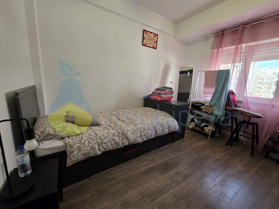 Apartamento T2 para Arrendamento férias em Armação de Pera Foto 17
