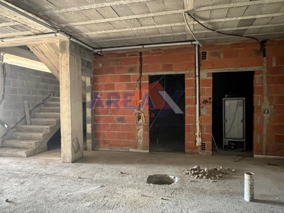 Moradia T3 para Venda em O. Azeméis, Riba-Ul, Ul, Macinhata Seixa, Madail Foto 12