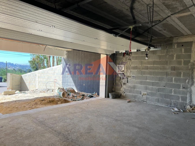 Moradia T3 para Venda em O. Azeméis, Riba-Ul, Ul, Macinhata Seixa, Madail Foto 7