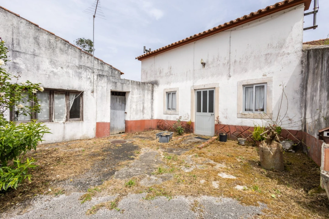 Moradia para Venda em Alvorninha Foto 36