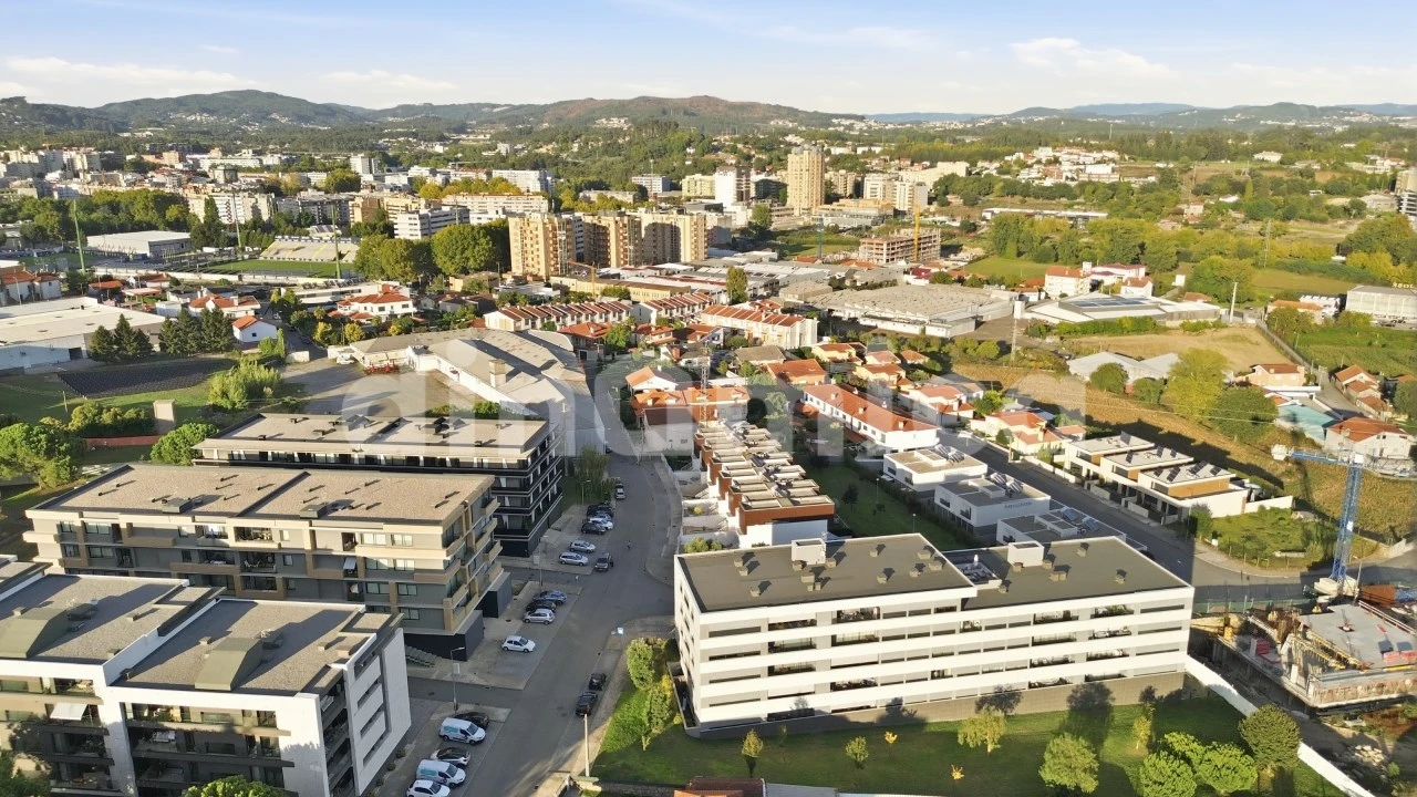 Apartamento T3 para Venda em Vila Nova de Famalicão e Calendário Foto 34