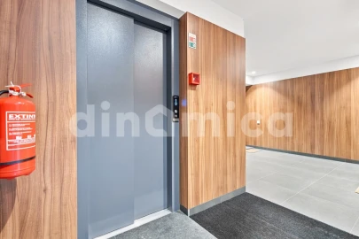 Apartamento T3 para Venda em Vila Nova de Famalicão e Calendário