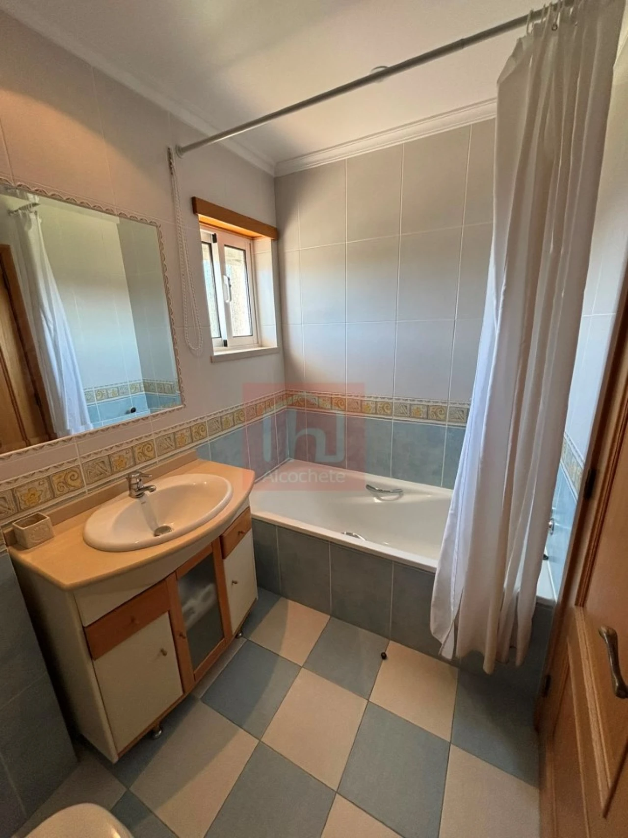 Quarto para Arrendamento em Alcochete Foto 9